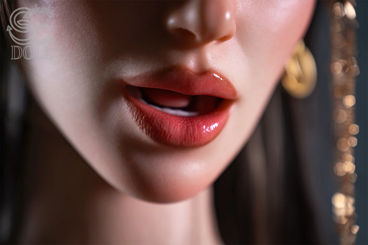 Aria Knox.A Silicone Torso and Movable Jaw - SEDOLL® - Image 8