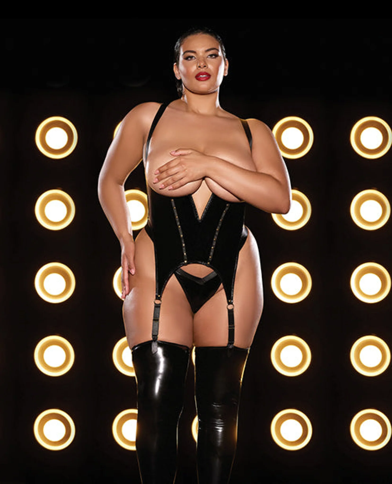 FETISH Open Cup Vinyl V-Wire Merrywidow w/G-String - Black 1X/2X - Image 3