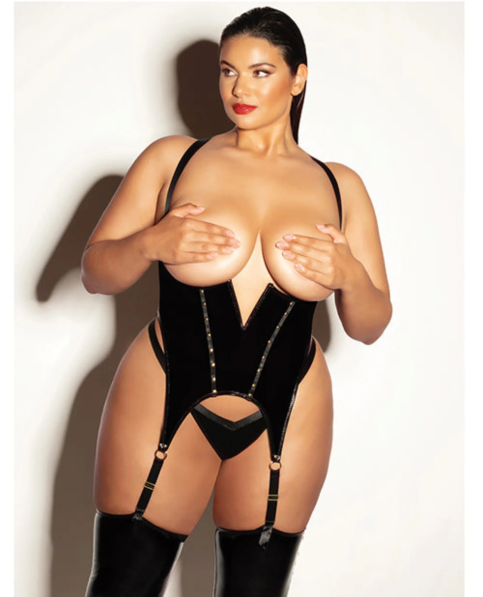 FETISH Open Cup Vinyl V-Wire Merrywidow w/G-String - Black 1X/2X - Image 4