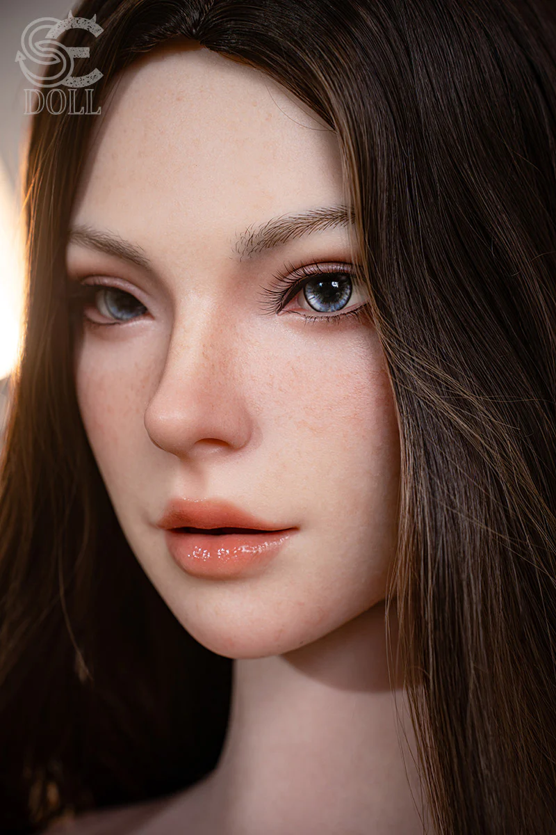 Nadia Voss.A Silicone Torso with Movable Jaw - SEDOLL® - Image 11