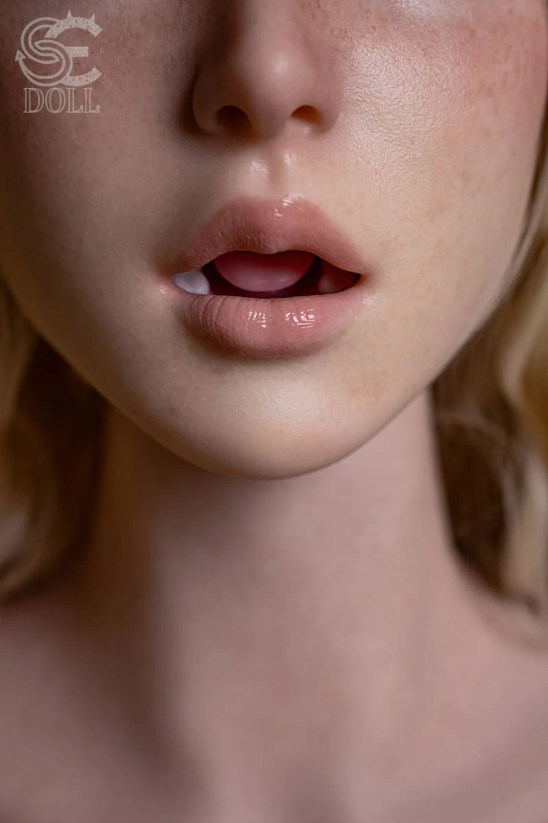 Sophia Lane Silicone Torso Movable Jaw - SEDOLL® - Image 10