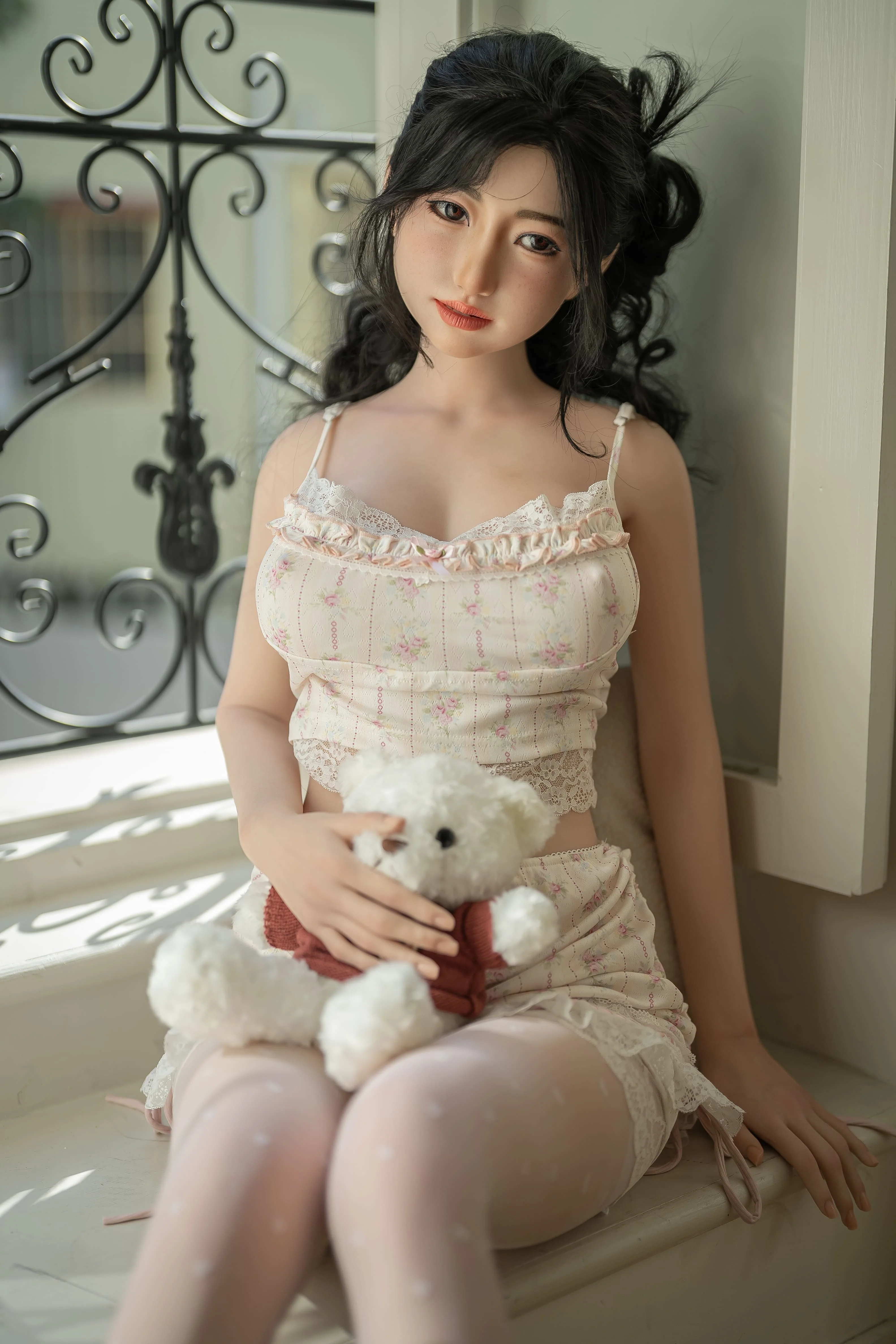 Yufan Life Size Doll - Starpery® - Image 3