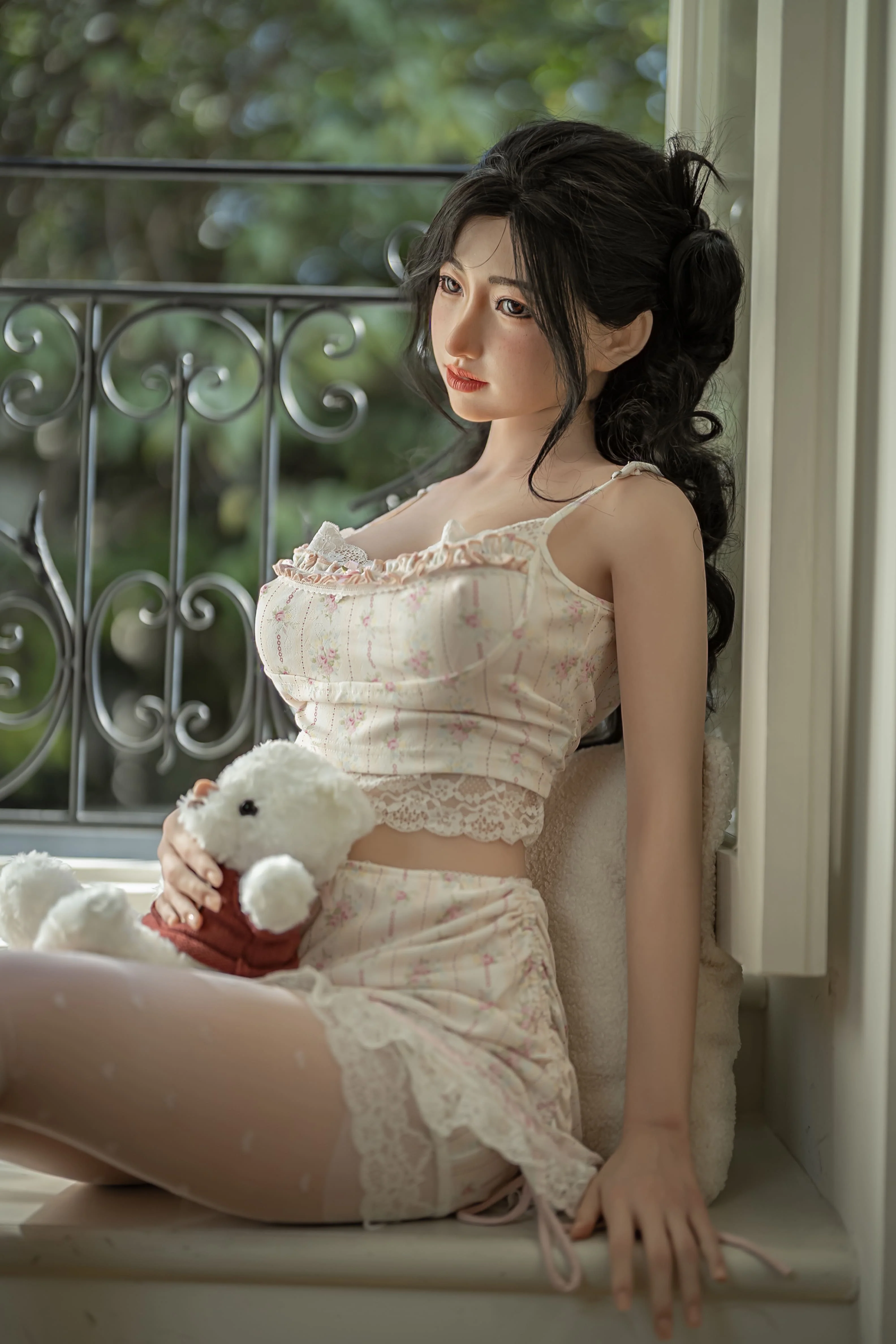 Yufan Life Size Doll - Starpery® - Image 4