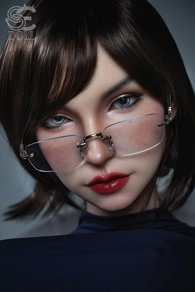 Zoe Ellis A. Silicone Movable Jaw Head Torso Doll - SEDOLL® - Image 14