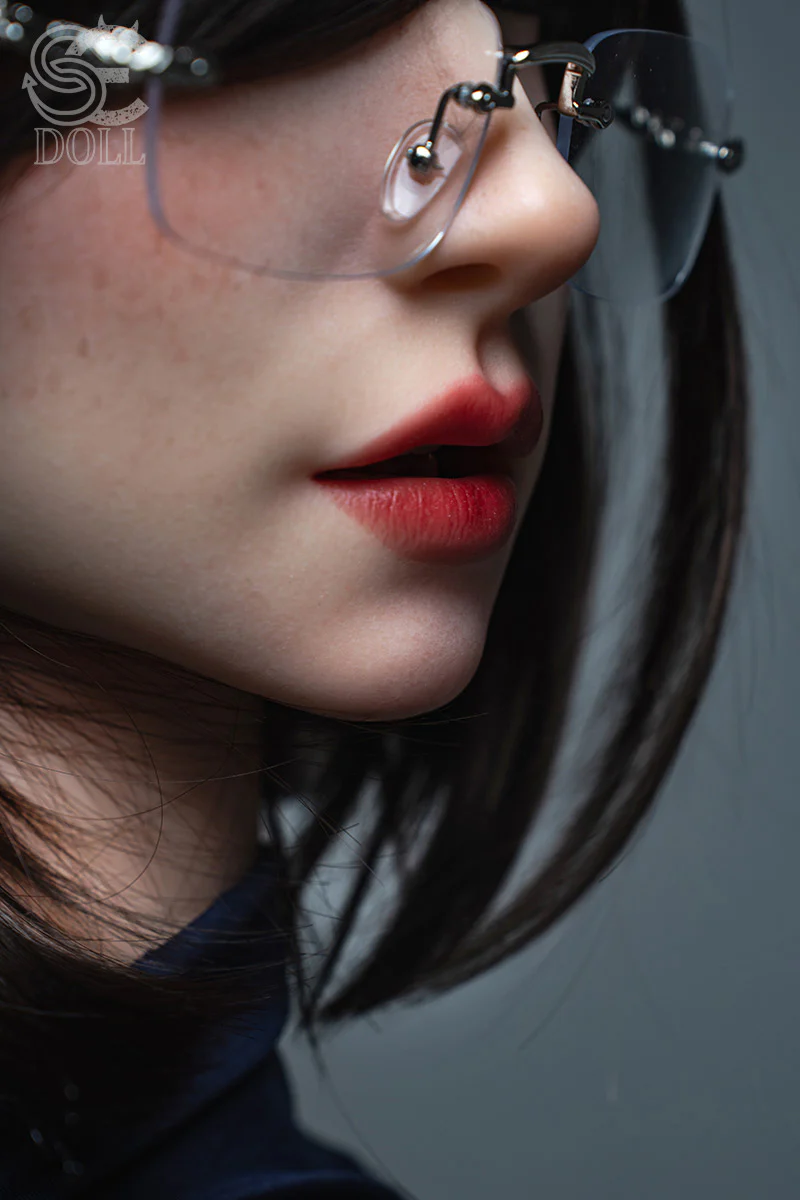 Zoe Ellis A. Silicone Movable Jaw Head Torso Doll - SEDOLL® - Image 18